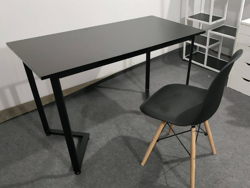 bàn làm việc chân sắt- 2