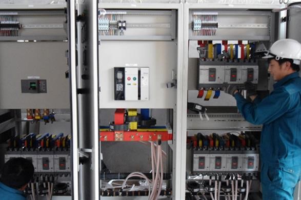 Những yếu tố cần lưu ý khi tham khảo báo giá tủ điện