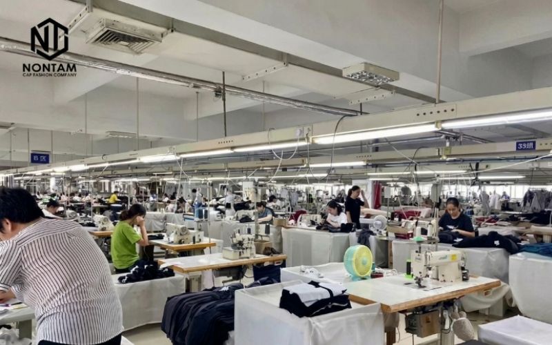 Vì sao nên đặt nón kết giá rẻ tại TPHCM trực tiếp từ xưởng?